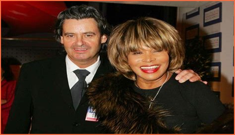 Who Is Kathleen Turner's Husband?